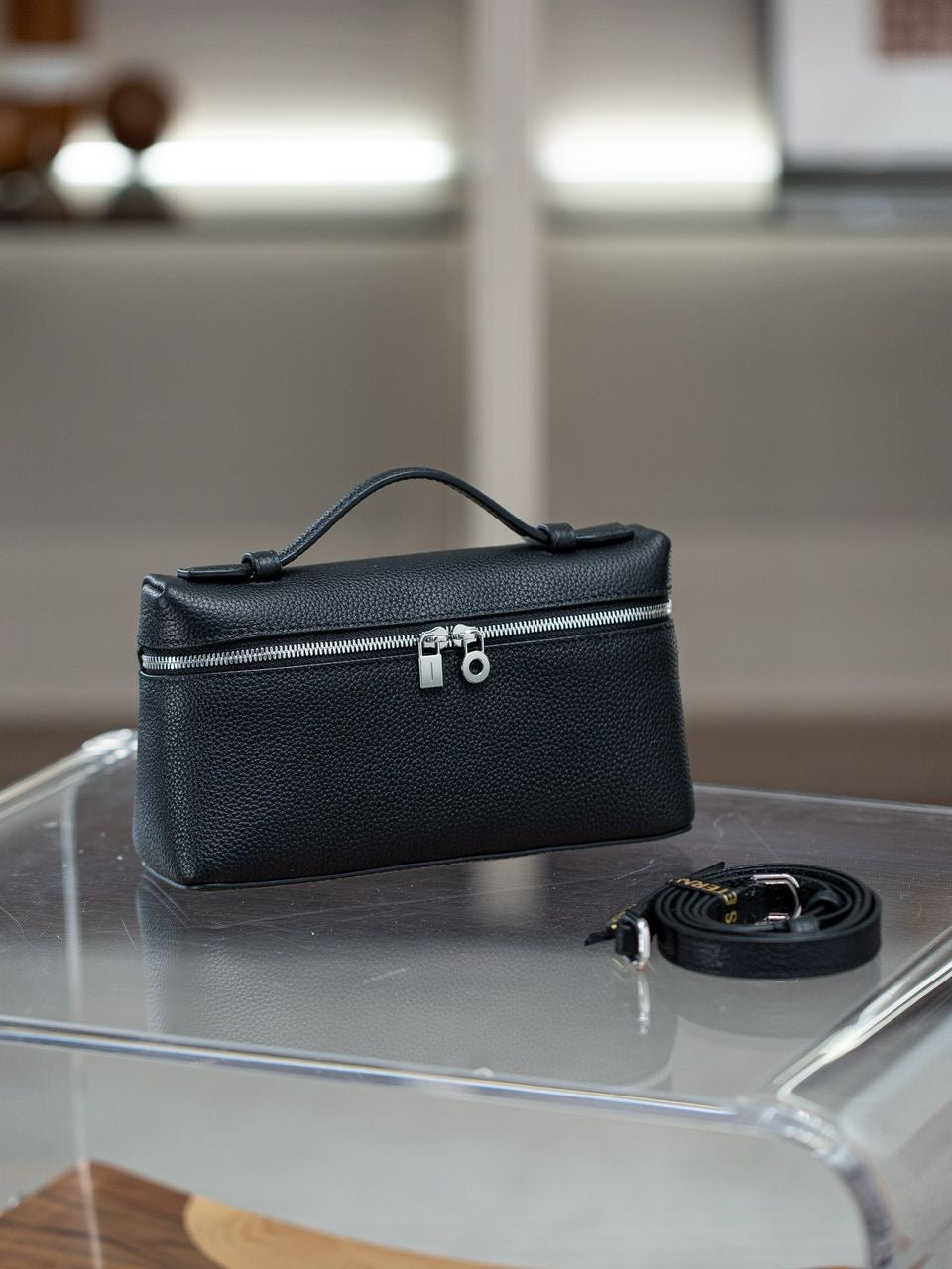 POCHE - Black