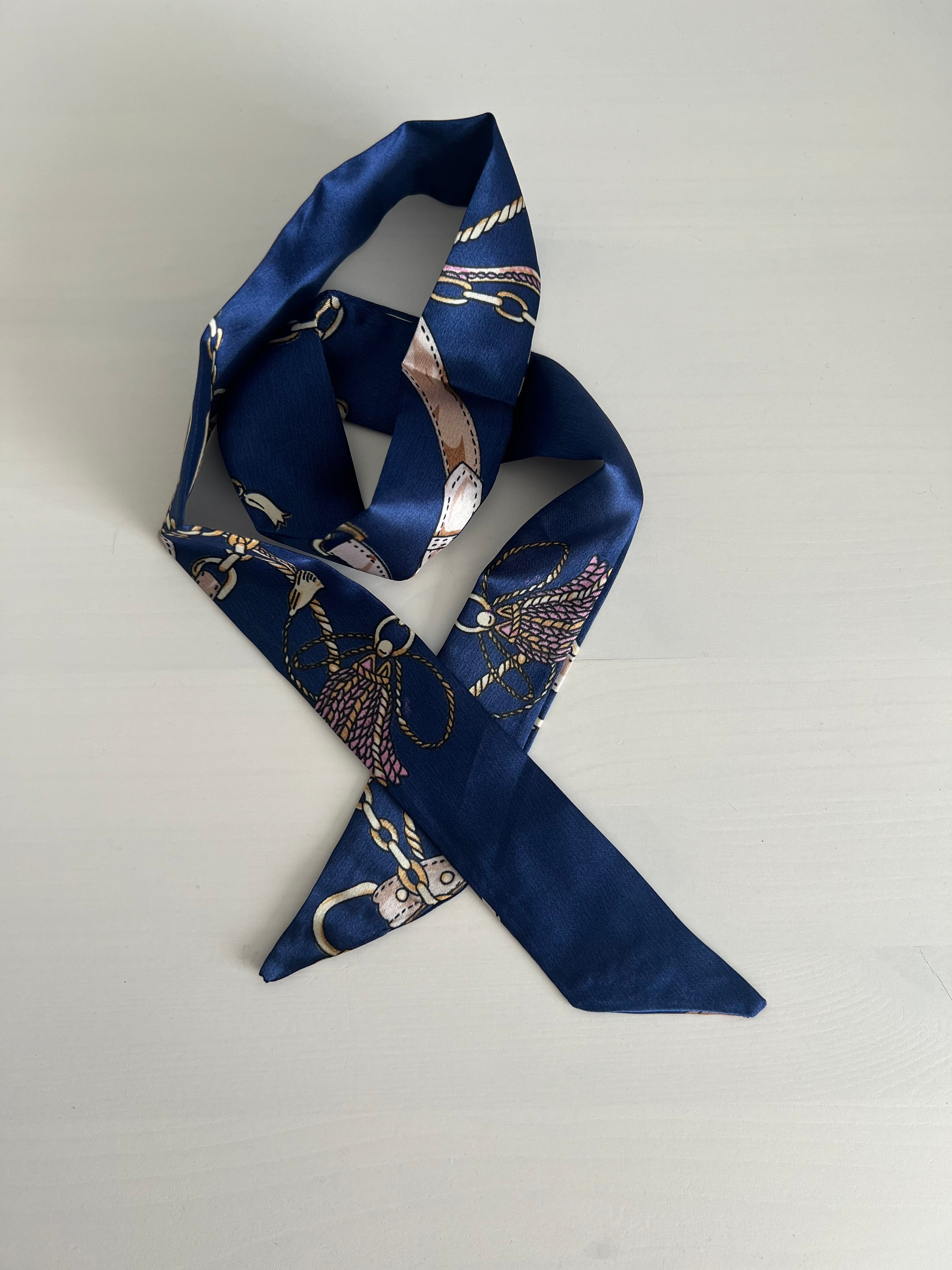 Petit Scarves